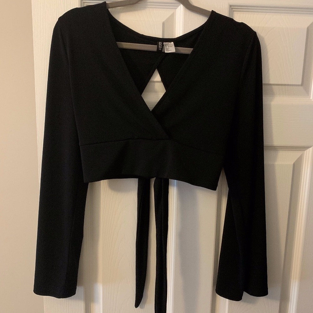 Black Tie back Crop Top